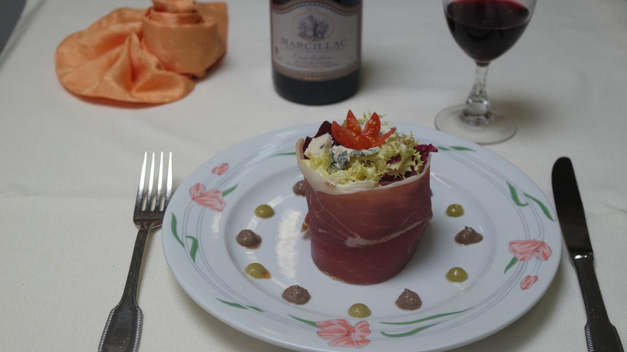 Hotel Le Tulipier Cransac 外观 照片